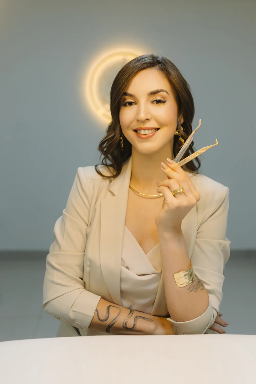 Thaís Colla no studio