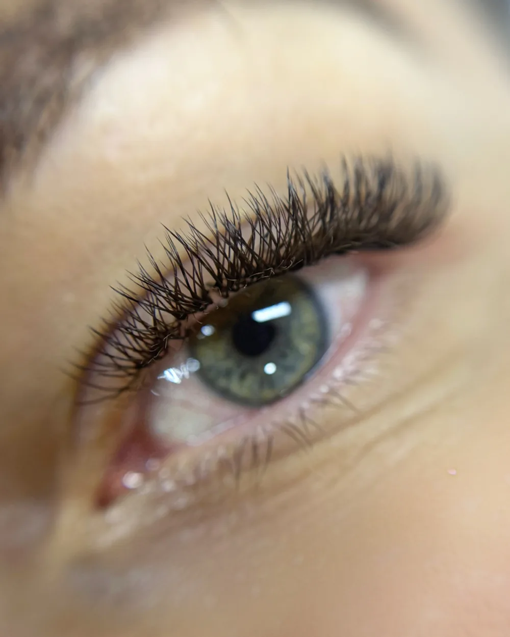 Efeito natural com curvatura suave, trabalho de Thaís Colla